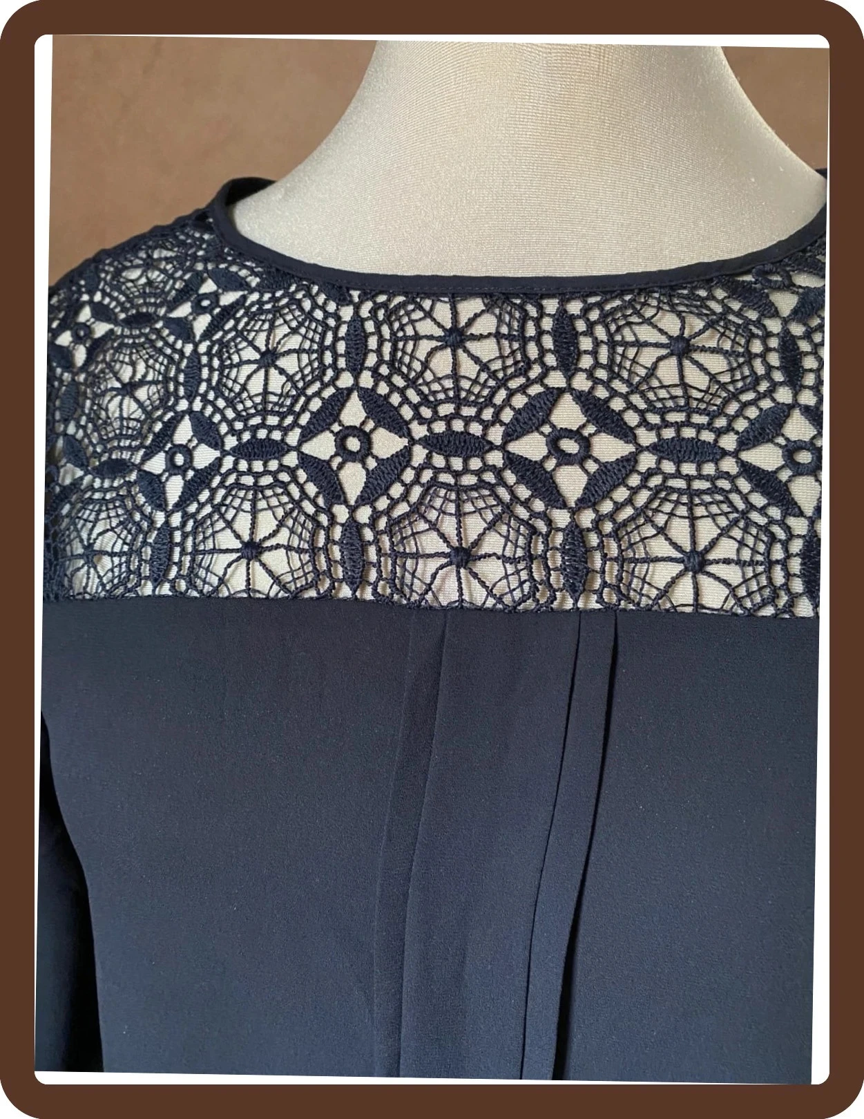 Marine blouse met borduurwerk Zara Trafaluc T34 – Elegant & als nieuw! – photo 7
